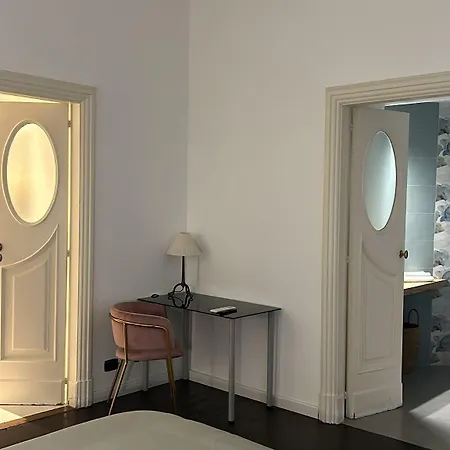 Re Nasone In Panzió Nápoly